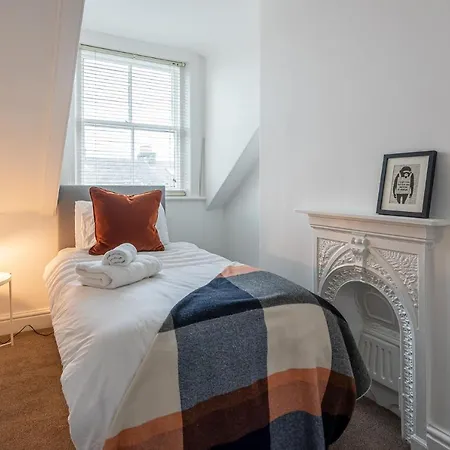 Perfectly Located 4 Storey Townhouse With 2 Parking Spaces In Holiday home